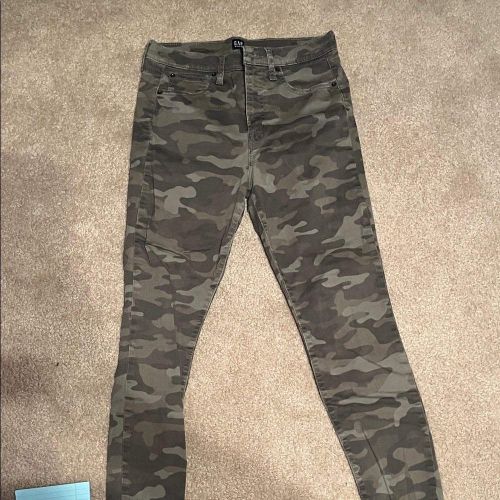 GAP Camo Skinny Jeans - Olive & Dark Green